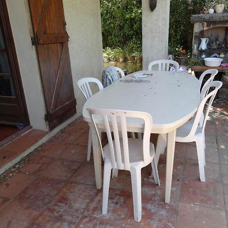 Appartement indépendant dans La Croix du Sud Le Pradet Extérieur photo