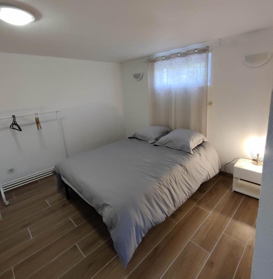 Appartement indépendant dans La Croix du Sud Le Pradet Extérieur photo